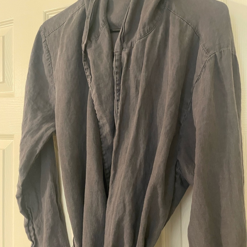 James Perse Linen Robe - Picture 4 of 10